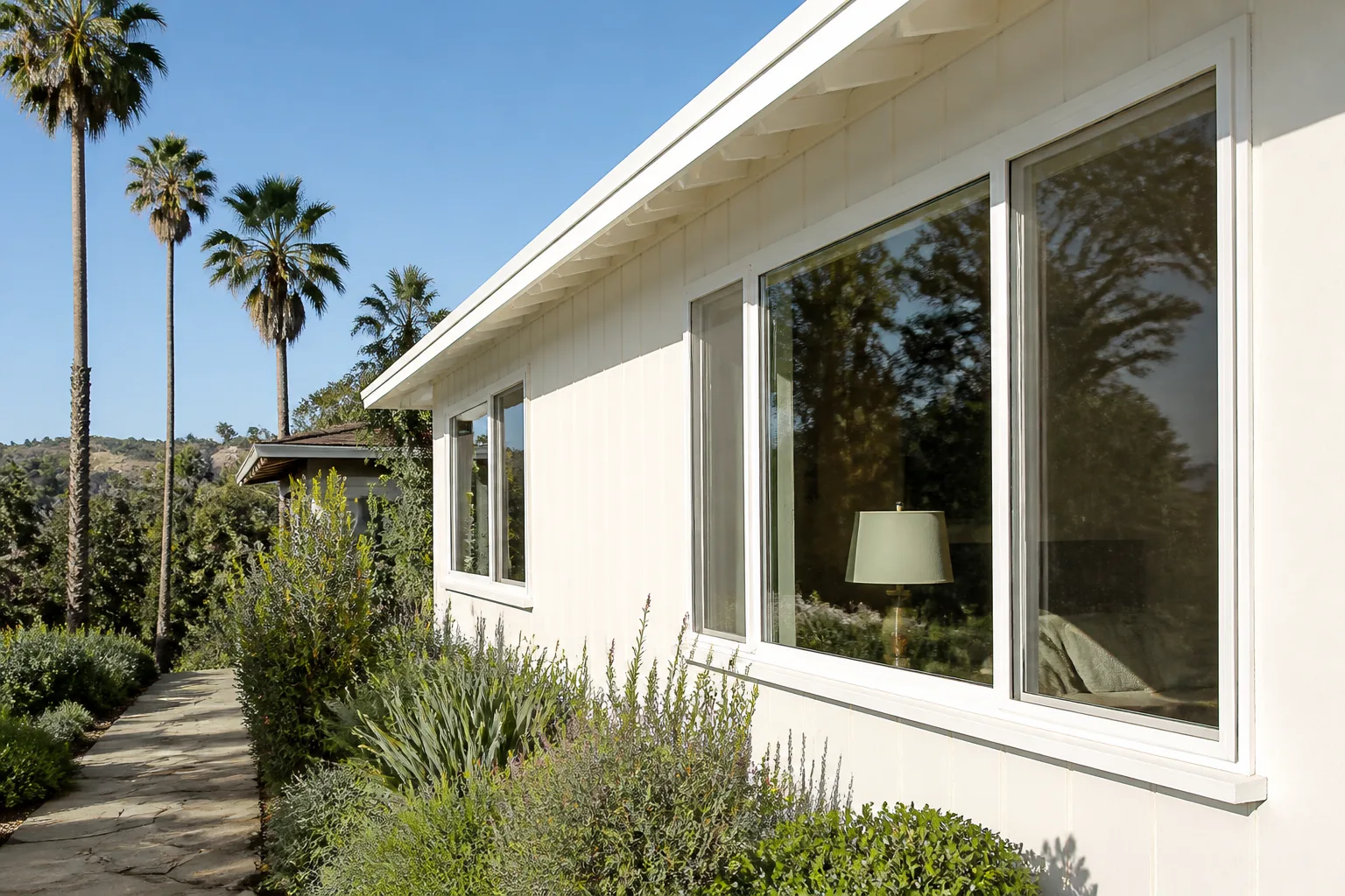 PGT Window Replacement in Los Angeles: A Homeowner’s Guide